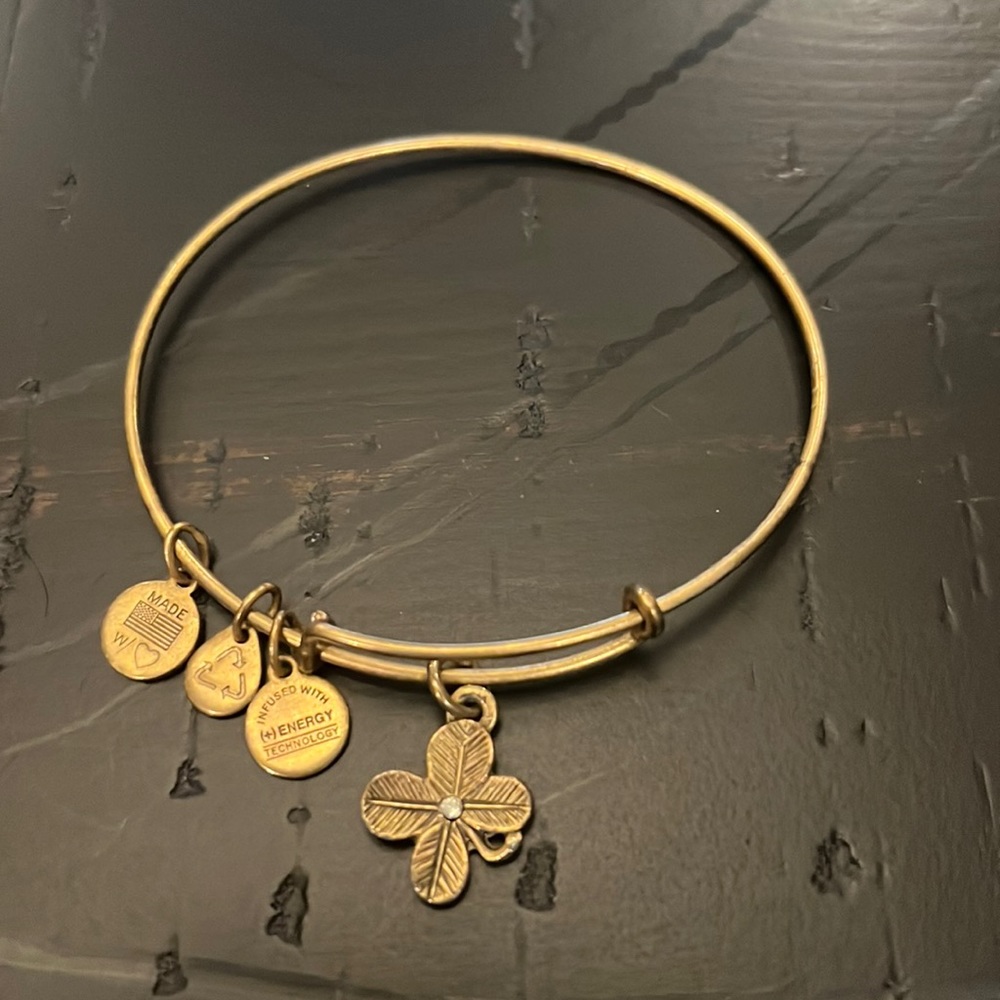 Alex and Ani gold clover bracelet